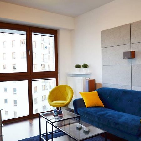Aleja Wyscigowa 4C By Homeprime Warszawa Exteriör bild